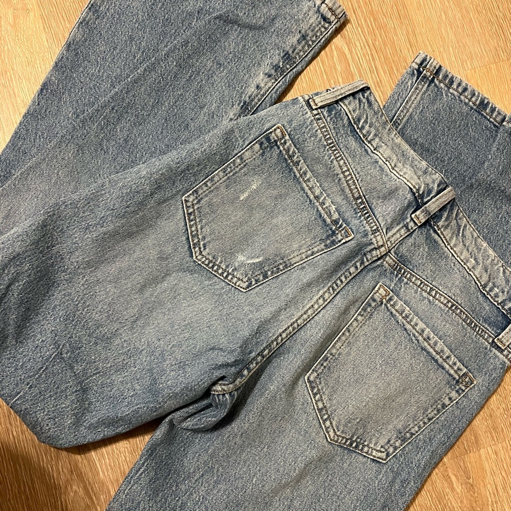 Garage Denim - Picture 6 of 7